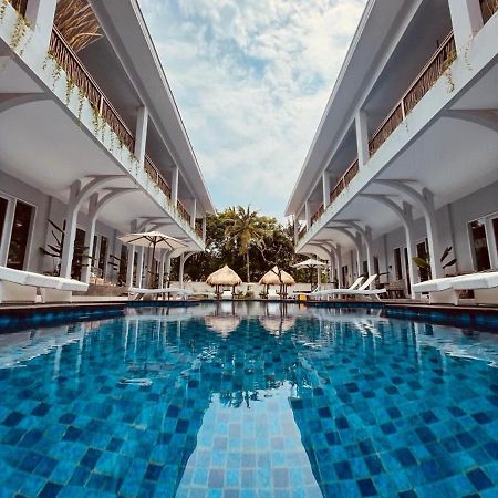Sea Shell Resort Гілі-Траванган Екстер'єр фото